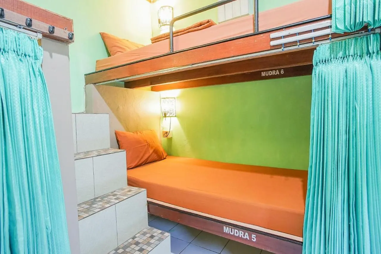 Padi-Padi Hostel & Bar Ubud  0*, Ubud (Bali)