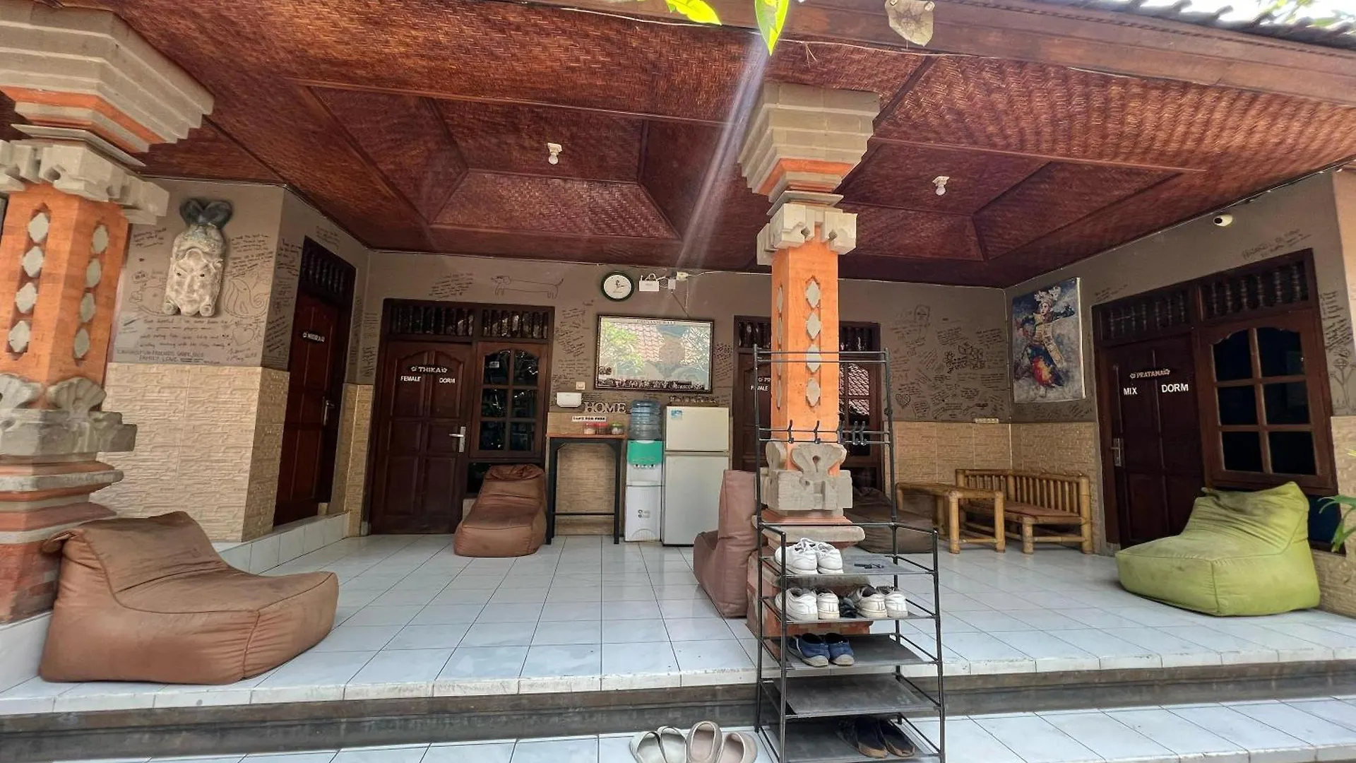 Padi-Padi Hostel & Bar Ubud  0*, Ubud (Bali) Indonesia